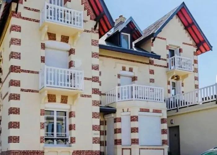 Vue Avec Terrasse Ensoleillee Lejlighed Cabourg